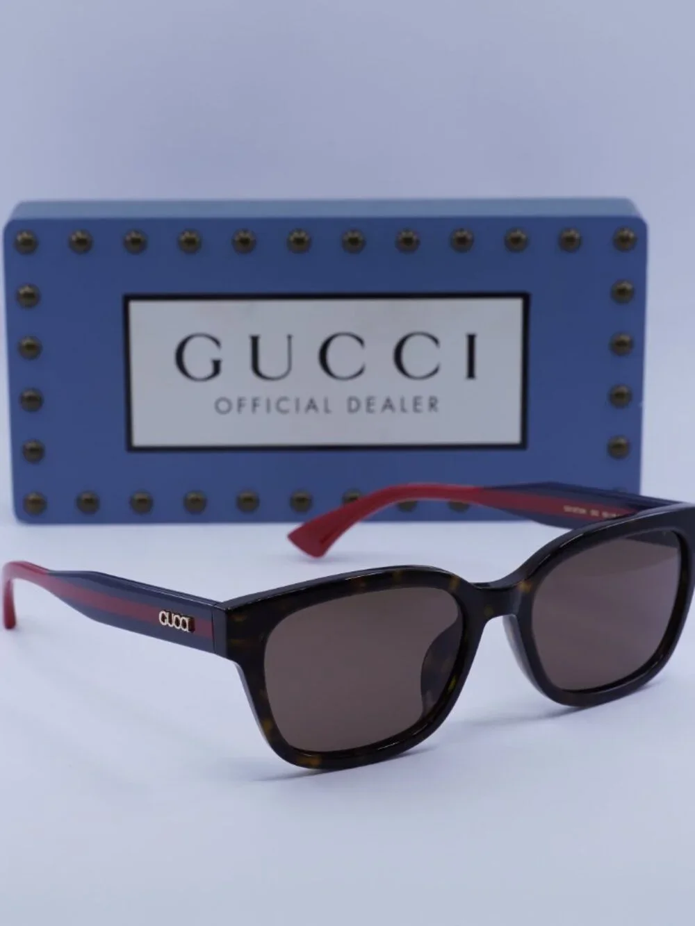 Gucci model gg1872sk